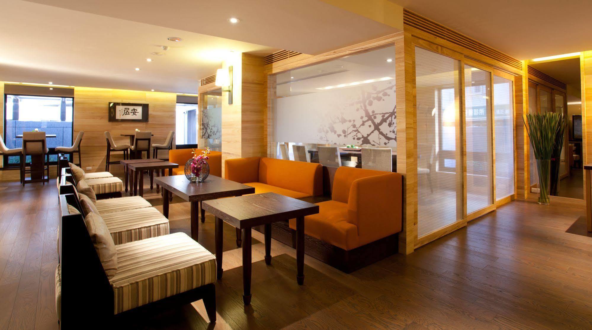 The Corner House Hotel Tajpej Kültér fotó